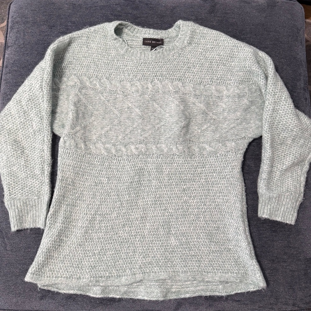 Lane Bryant sweater size 14/16